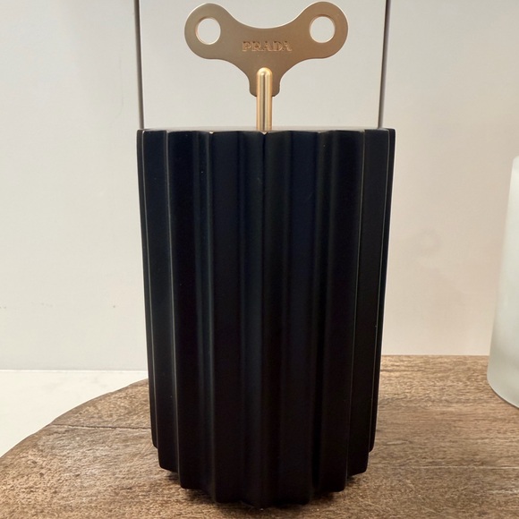 Prada music box for VIC